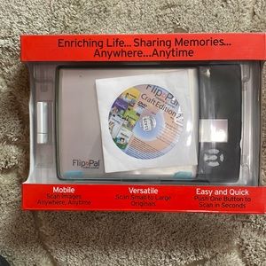 Flip & Pal Mobile Scanner